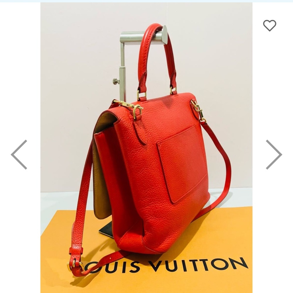 LOUIS VUITTON
Coquelicot Taurillon Leather Volta Bag - Picture 9 of 14